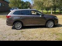 Usata Mitsubishi Outlander P-HEV Instyle 135 CV (99 kW) 2021 Grigio SUV