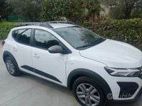 Usata Dacia Sandero Expression 101 CV (74 kW) 2023 Bianco Utilitaria