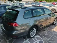 Usata VW Golf VII Highline 116 CV (85 kW) 2018 Grigio Station wagon