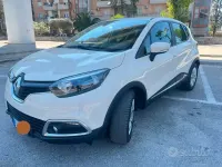 Usata Renault Captur 90 CV (66 kW) 2015 Marrone SUV