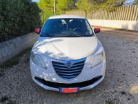 Usata Lancia Ypsilon Gold 95 CV (69 kW) 2012 Bianco Utilitaria