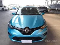 Begagnad Renault Clio V Business 86 HK (63 kW) 2021 Blå Sedan