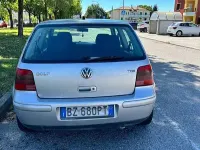 Usata VW Golf IV 131 CV (96 kW) 2002 Grigio Berlina