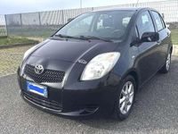 Usata Toyota Yaris Sol 87 CV (63 kW) 2006 Other Berlina