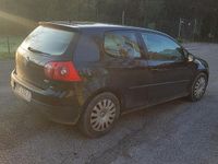 Usata VW Golf V 105 CV (77 kW) 2008 Nero Utilitaria