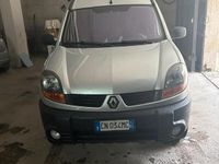 Usata Renault Kangoo 84 CV (61 kW) 2004 Grigio Monovolume