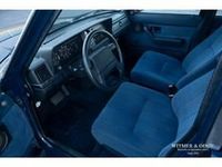 Usata Volvo 240 131 CV (96 kW) 1992 Blu Berlina