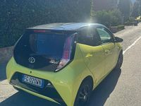 Usata Toyota Aygo 69 CV (50 kW) 2016 Giallo Utilitaria