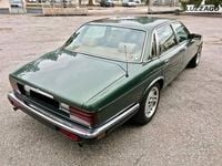 Usata Jaguar XJ40 Sovereign 213 CV (156 kW) 1988 Verde Berlina
