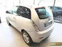 Usata Lancia Ypsilon 69 CV (50 kW) 2012 Grigio scuro Utilitaria