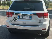 Usata Jeep Grand Cherokee Overland 241 CV (177 kW) 2012 Bianco SUV
