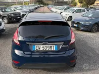 Usata Ford Fiesta 97 CV (71 kW) 2014 Blu Utilitaria