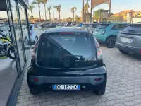 Usata Peugeot 107 68 CV (50 kW) 2010 Grigio Utilitaria
