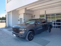 Usata RAM 1500 394 CV (289 kW) 2022 Grigio scuro Pick-up