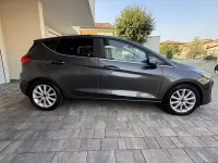 Usata Ford Fiesta Titanium 86 CV (63 kW) 2018 Grigio Utilitaria