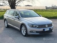 Usata VW Passat Comfortline 120 CV (88 kW) 2015 Grigio Station wagon