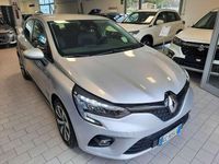 Usata Renault Clio V Business 101 CV (74 kW) 2021 Grigio alluminio Berlina