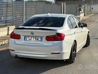 Usata BMW 318 200 CV (147 kW) 2014 Bianco Berlina