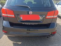 Usata Fiat Freemont 140 CV (102 kW) 2013 Nero SUV