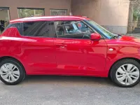 Usata Suzuki Swift Cool 90 CV (66 kW) 2020 Rosso Utilitaria
