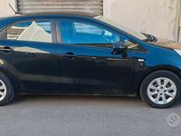 Usata Kia Rio 75 CV (55 kW) 2016 Nero Utilitaria