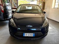 Usata Ford Fiesta Trend 60 CV (44 kW) 2010 Blu Utilitaria