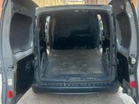 Usata Renault Kangoo 110 CV (80 kW) 2017 Grigio Monovolume