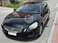 Usata Volvo V60 Kinetic 163 CV (119 kW) 2011 Nero Station wagon