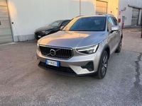 Usata Volvo XC40 Core 211 CV (155 kW) 2023 Grigio SUV