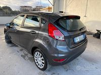 Usata Ford Fiesta Business Edition 75 CV (55 kW) 2016 Grigio Berlina