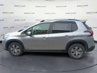 Usata Peugeot 2008 Active 102 CV (75 kW) 2019 Other SUV