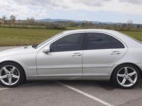 Usata Mercedes C180 Elegance 129 CV (94 kW) 2002 Argento Berlina