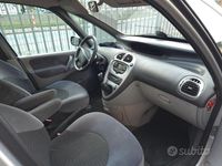Usata Citroën Xsara Picasso 90 CV (66 kW) 2008 Grigio Monovolume