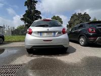 Usata Peugeot 208 2015 Grigio Utilitaria