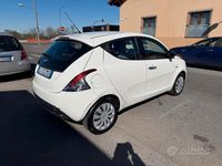 Usata Lancia Ypsilon Platinum 69 CV (50 kW) 2013 Bianco Utilitaria