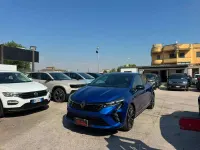 Usata Renault Clio V Techno 91 CV (66 kW) 2025 Blu/azzurro Berlina