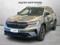 Usata Renault Austral Techno Esprit Alpine 160 CV (117 kW) 2023 Grigio scuro SUV