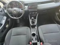 Usata Renault Clio V 101 CV (74 kW) 2021 Nero Berlina