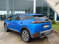 Usata Peugeot 2008 Allure 131 CV (96 kW) 2024 Blu SUV