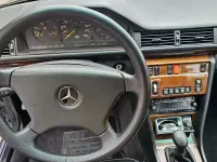 Usata Mercedes 200 122 CV (89 kW) 1991 Nero Coupé