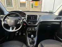 Usata Peugeot 208 Allure 82 CV (60 kW) 2016 Argento Utilitaria