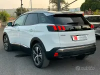 Usata Peugeot 3008 GT-line 120 CV (88 kW) 2017 Bianco SUV