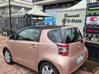 Usata Toyota iQ 68 CV (50 kW) 2012 Rosso Utilitaria