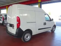 Usata Fiat Doblò S 105 CV (77 kW) 2021 Bianco Monovolume