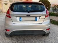 Usata Ford Fiesta 82 CV (60 kW) 2010 Berlina