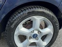 Usata Ford Fiesta Titanium 82 CV (60 kW) 2011 Blu/azzurro Berlina
