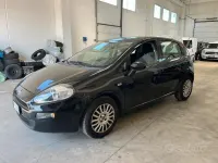 Usata Fiat Punto Street 95 CV (69 kW) 2018 Nero Utilitaria