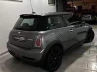 Usata Mini Cooper S 170 CV (125 kW) 2005 Grigio Utilitaria