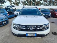 Usata Dacia Duster Prestige 108 CV (79 kW) 2015 Bianco SUV