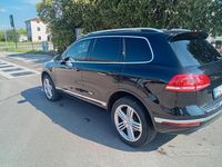 Usata VW Touareg 262 CV (192 kW) 2015 Nero SUV